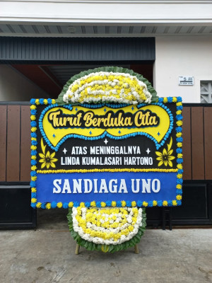 Papan Bunga Duka di Rapak Dalam